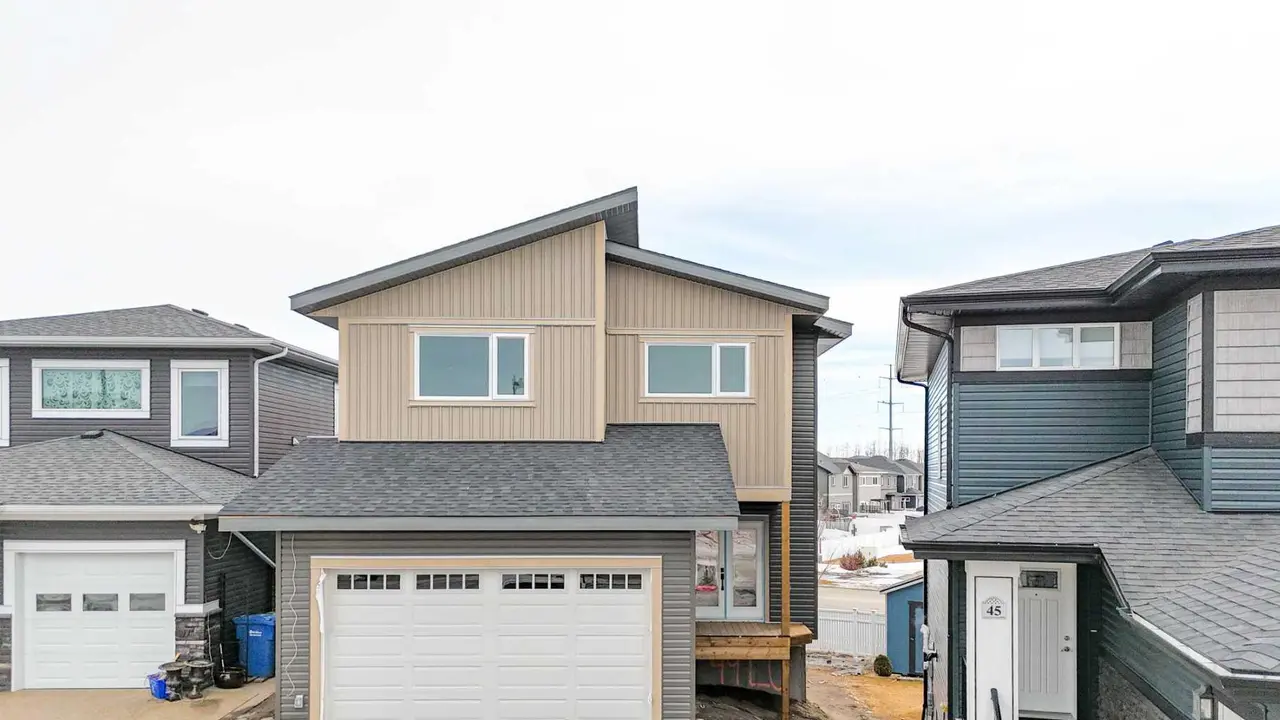 49 Lowden Close 