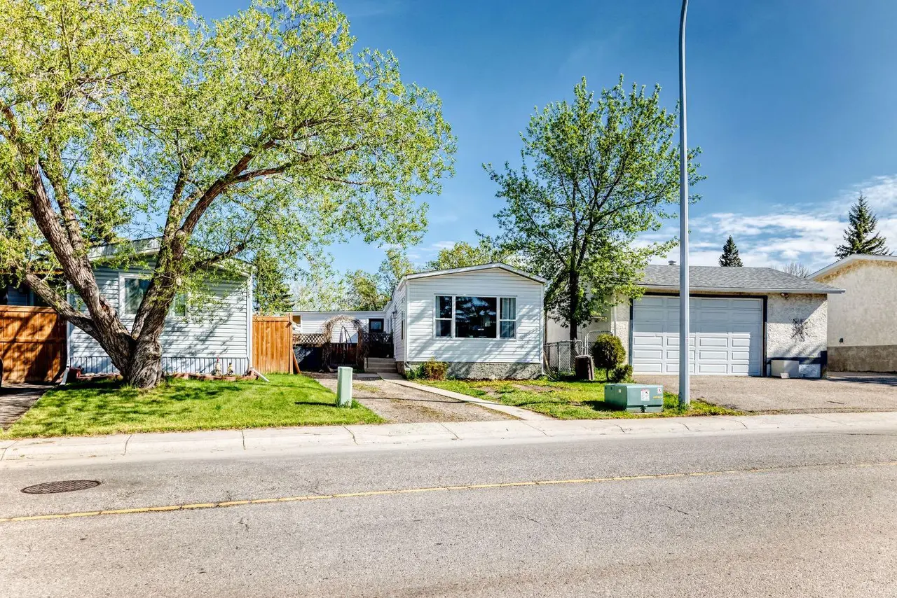 124 Big Springs Drive SE