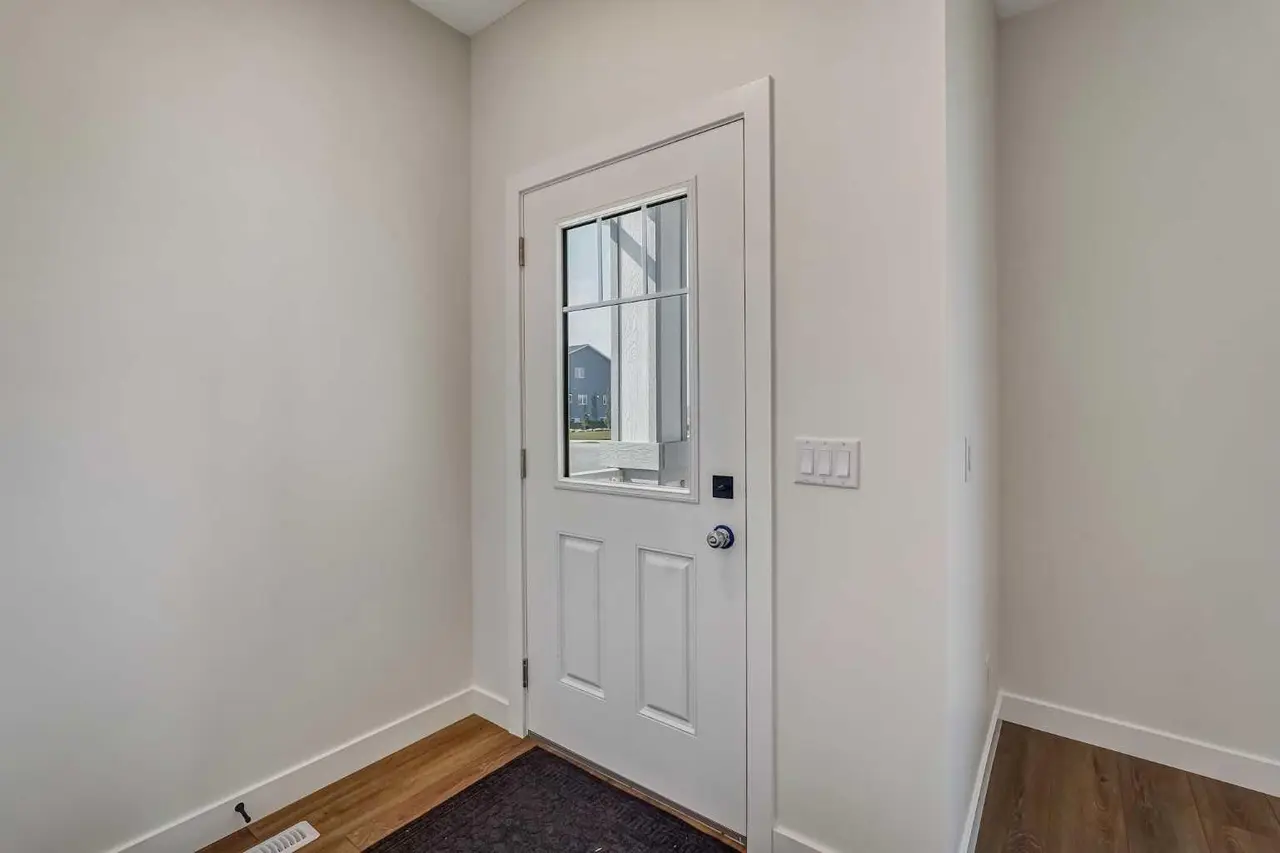261 Bridgeport Gate 
