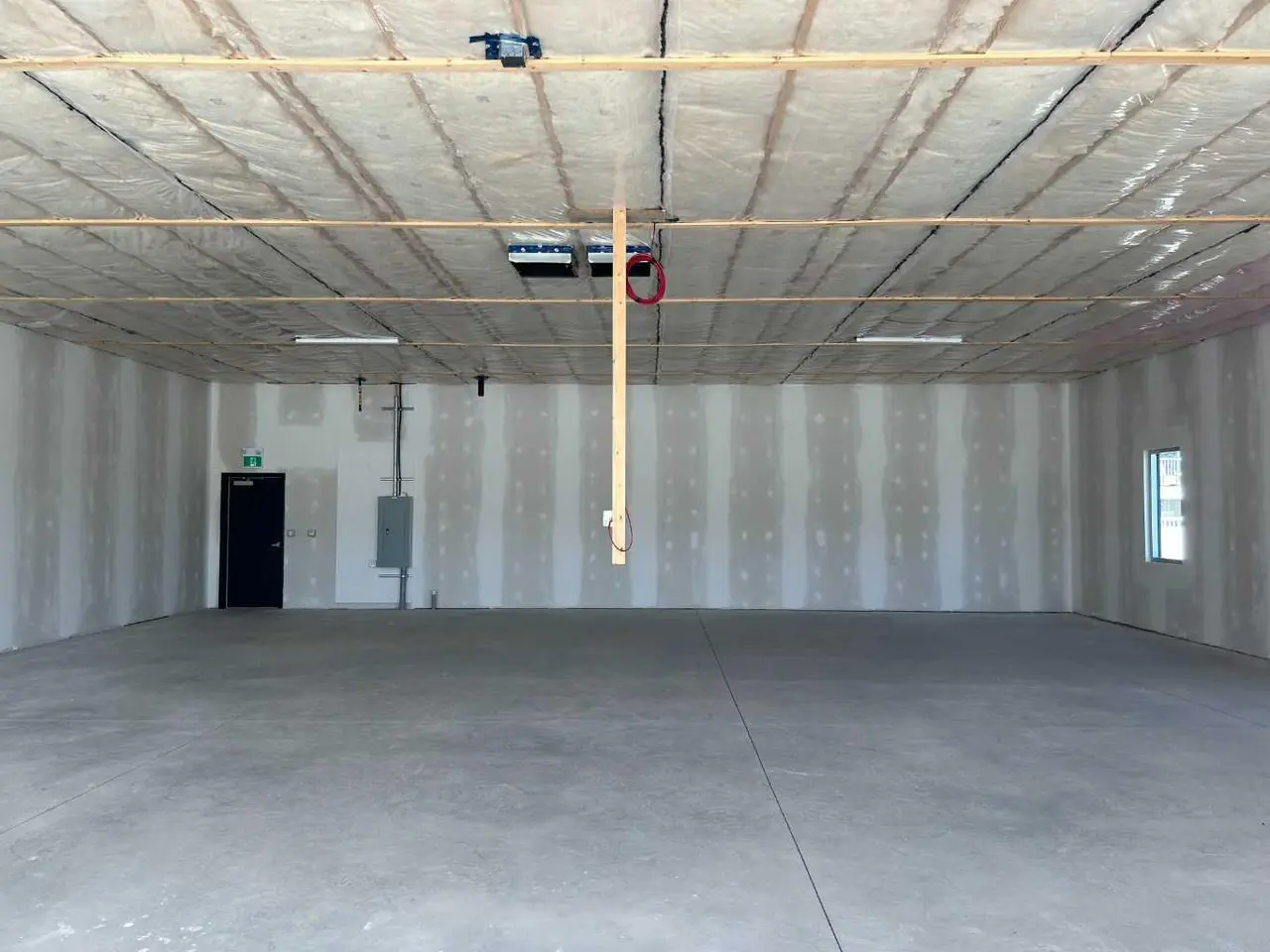 410, 4979 Southlands Drive SE