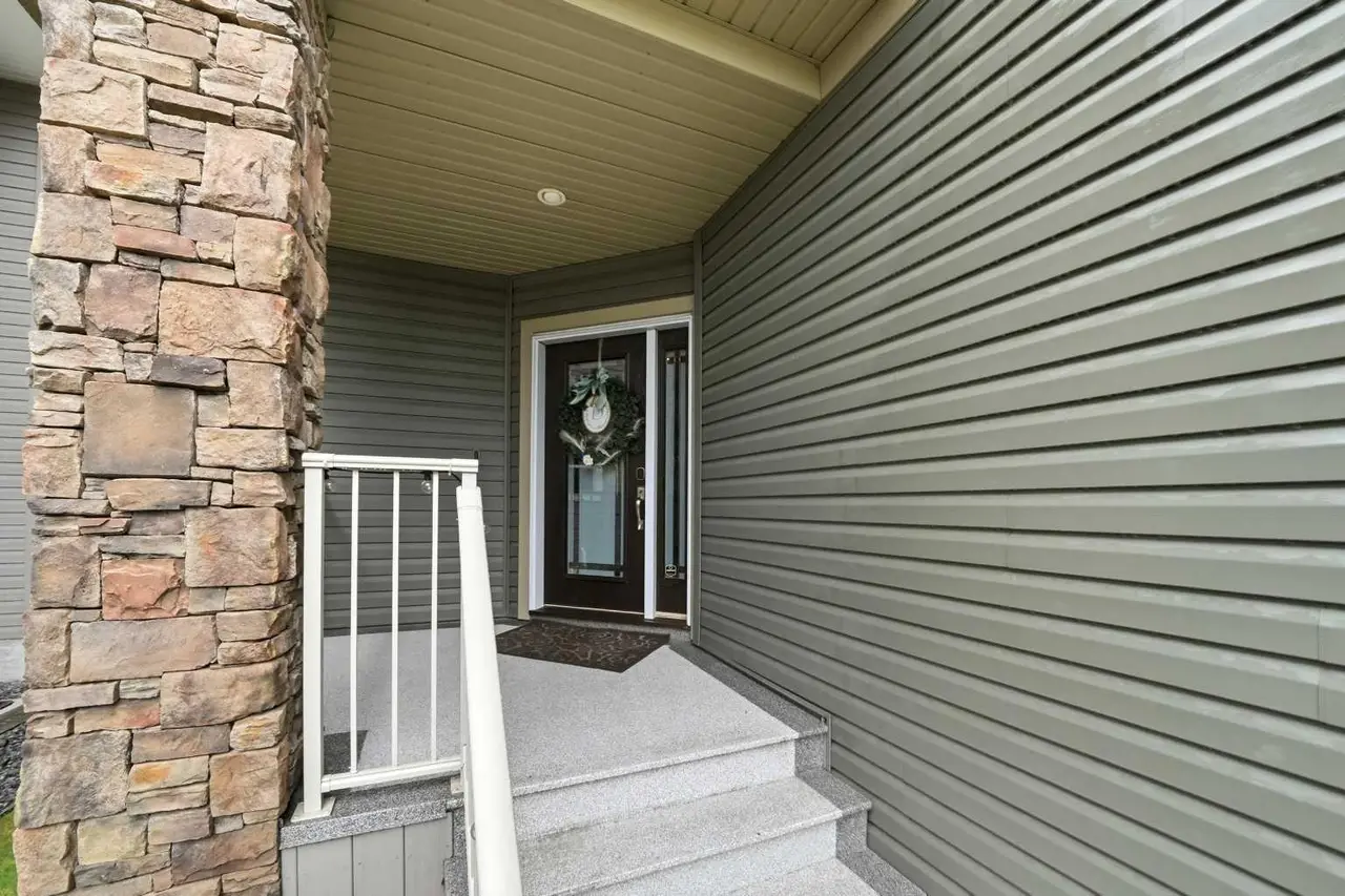 13 Lazaro Close 