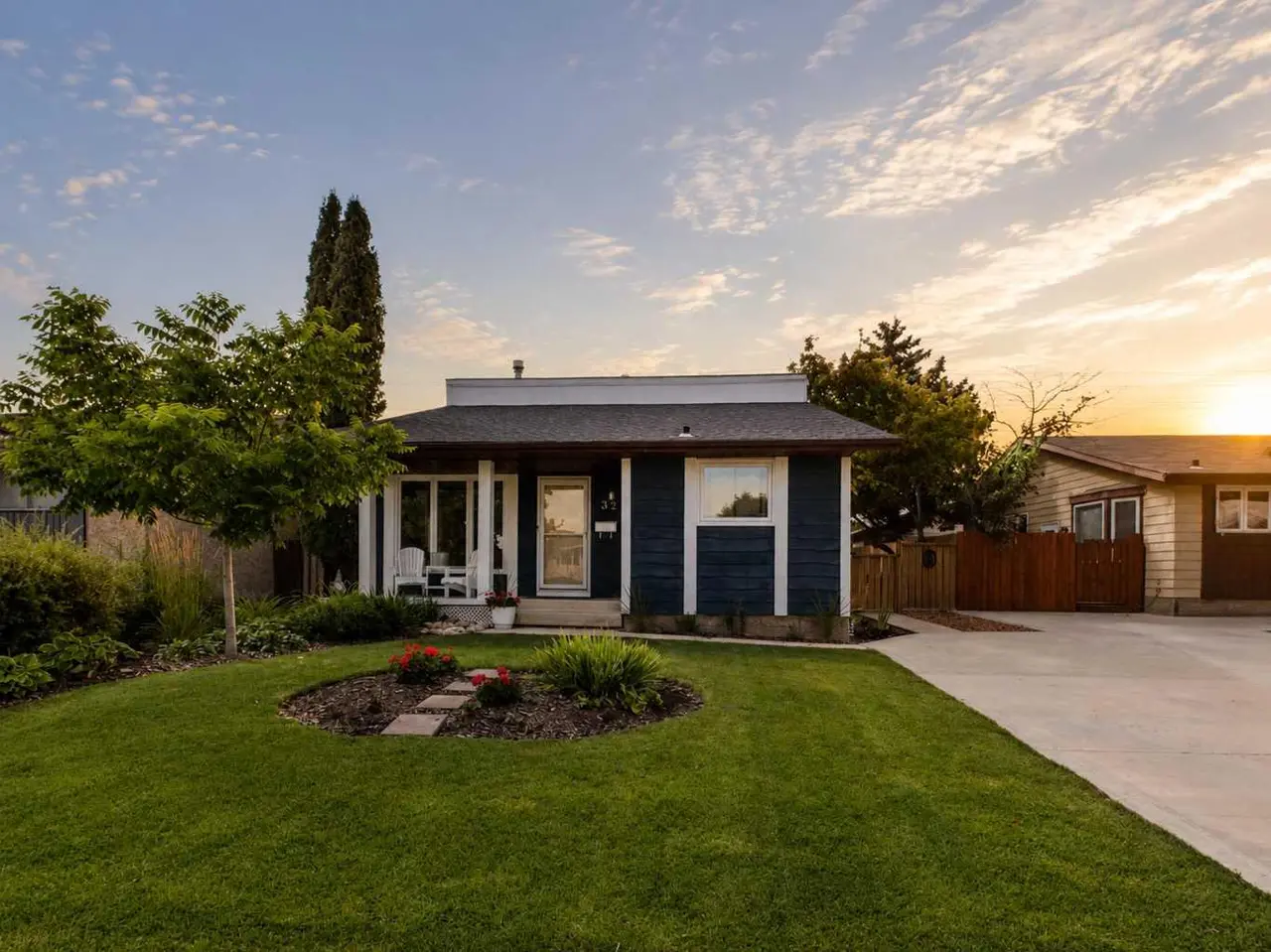 32 Haliburton Crescent 