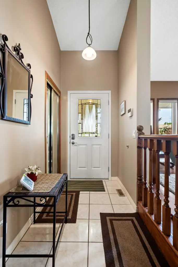 20 Edendale Crescent NW