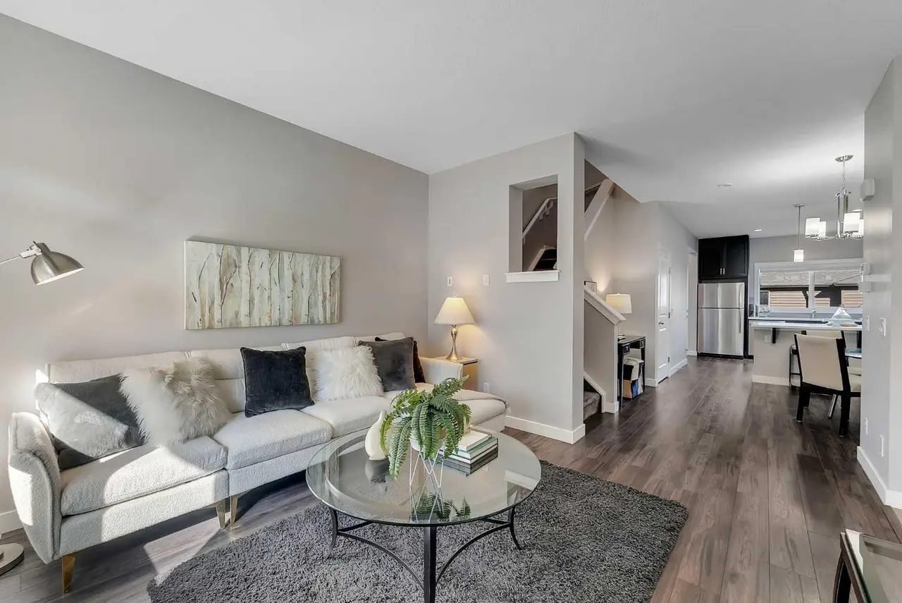 328 Midtown Gate SW