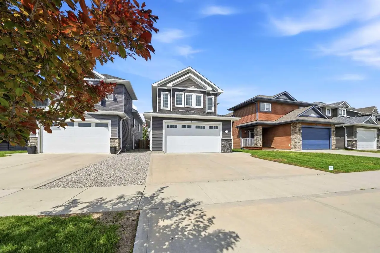 118 Viscount Drive 