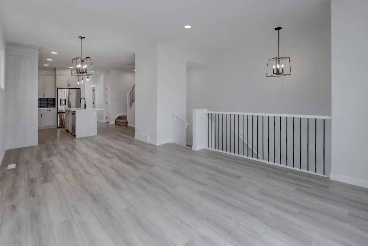 410 Carringvue Grove NW