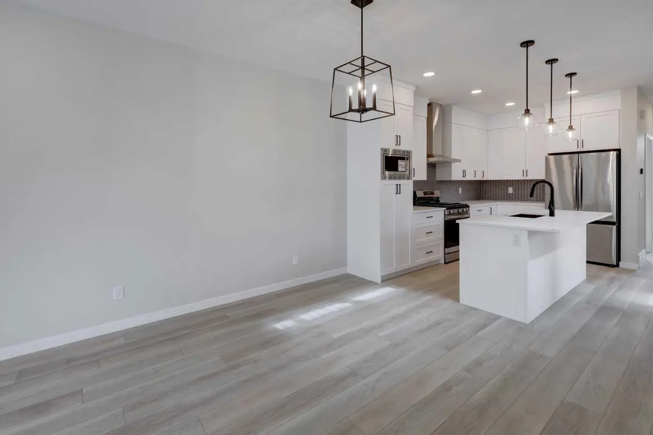 2002 Cobblebrook Crescent SW