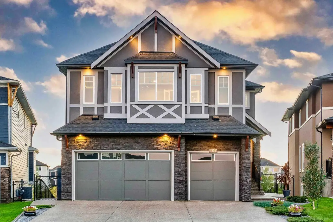 160 Kinniburgh Loop 