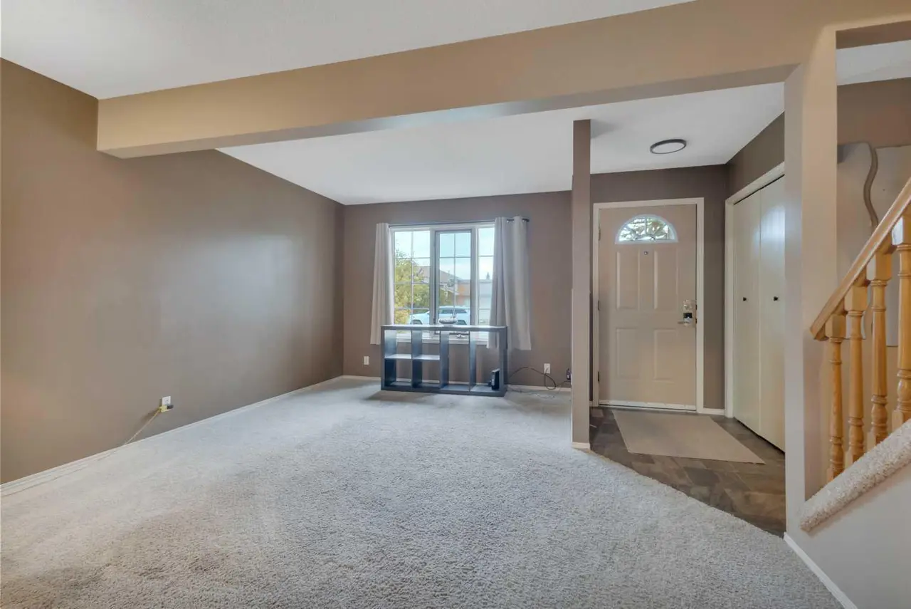1 Dixon Crescent 