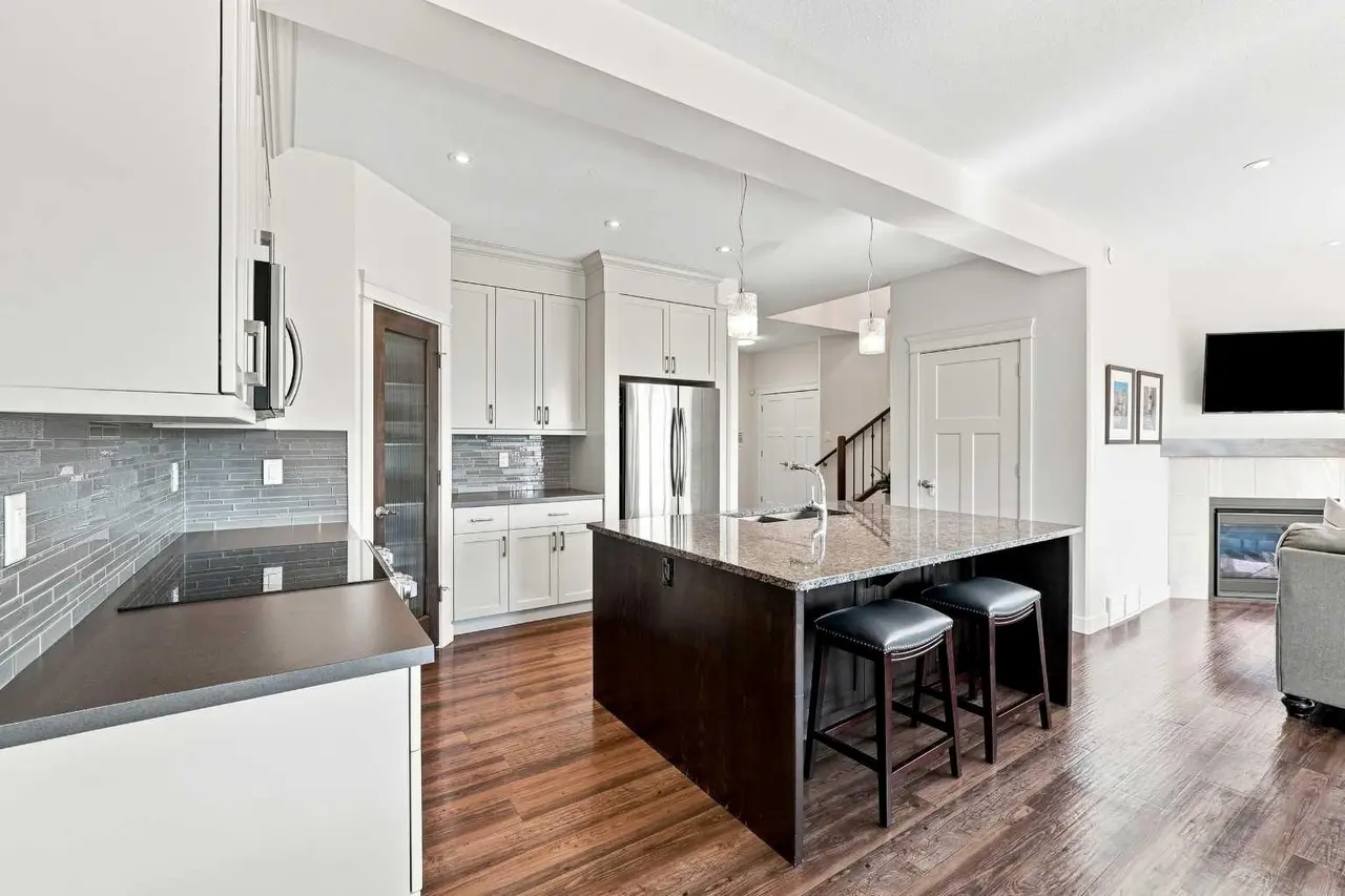 43 Vancouver Crescent 