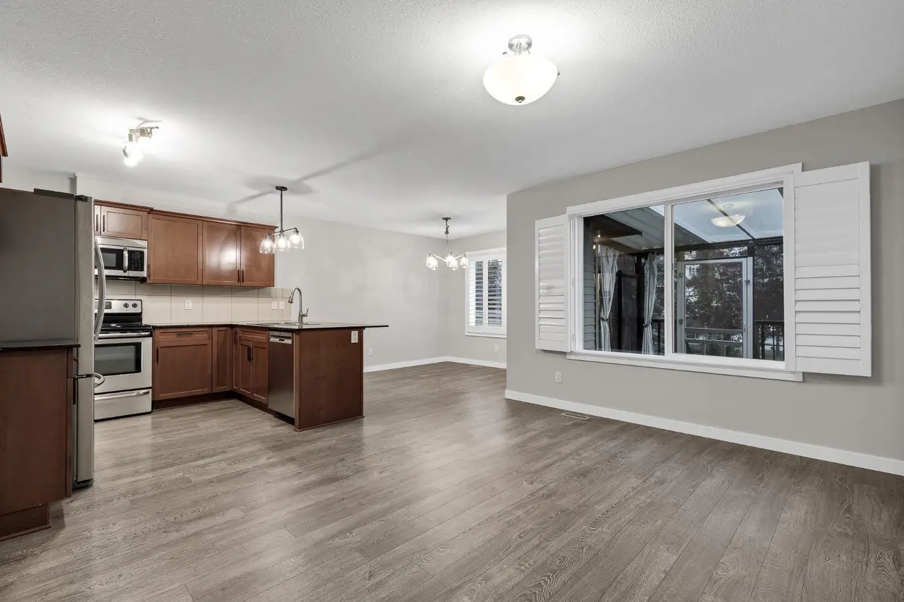 135 Kingsbridge Road SE