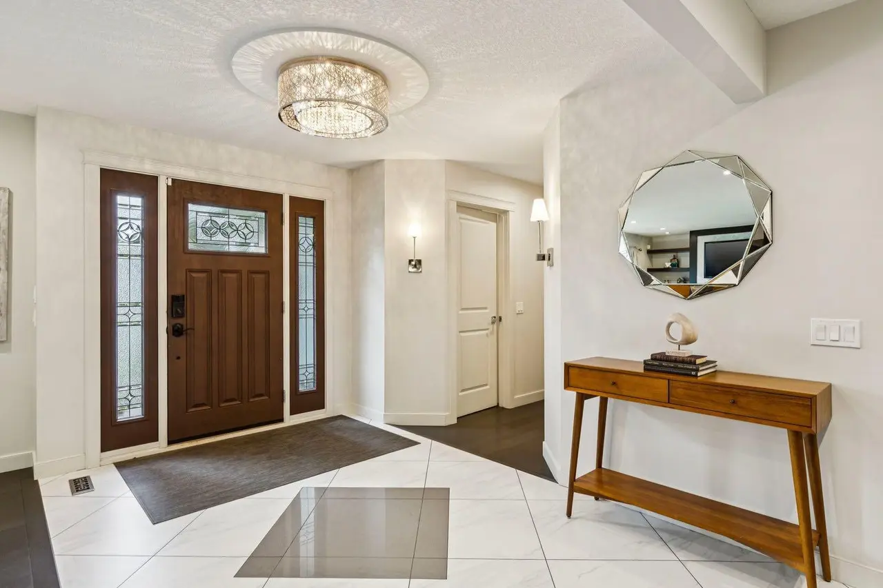 16 Varsdale Place NW