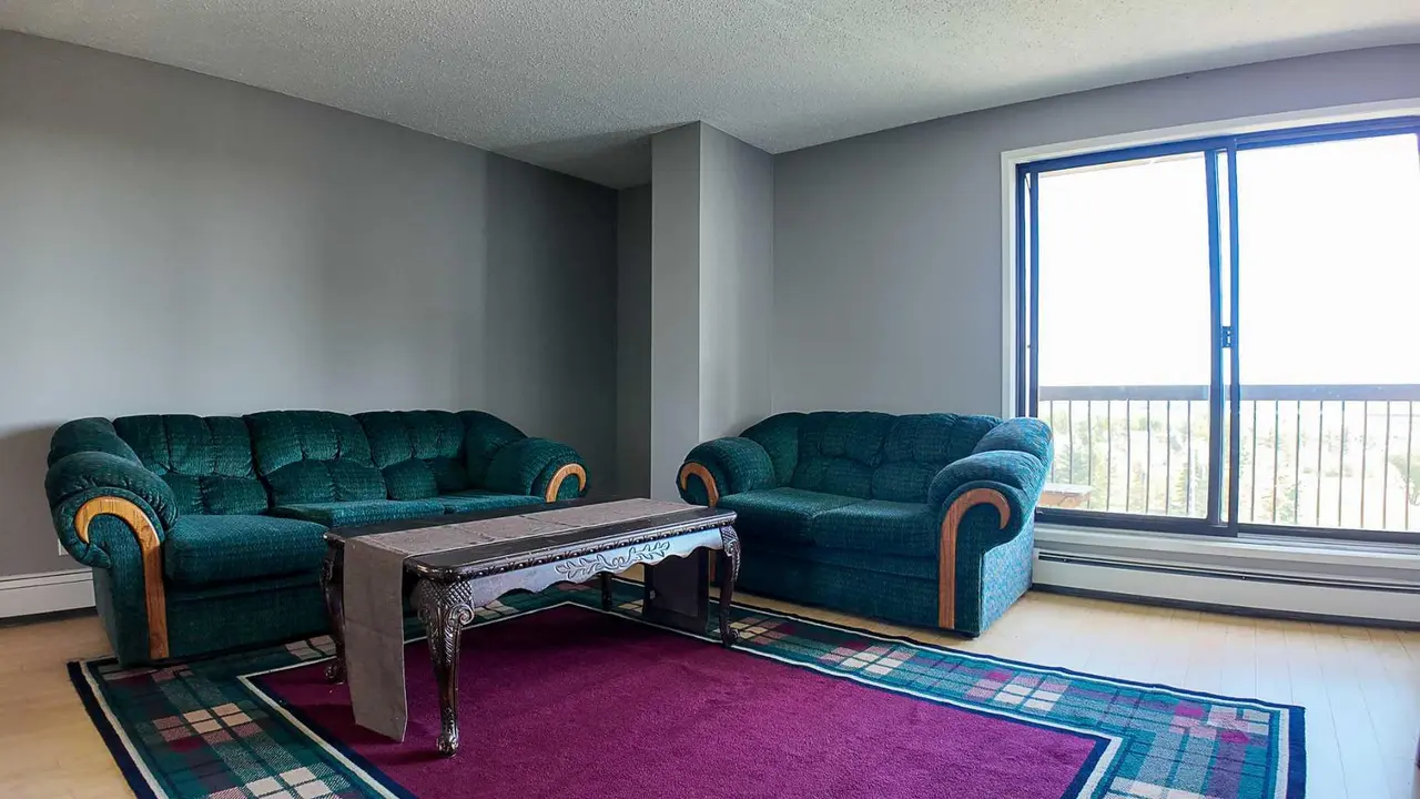617, 5 Berkeley Place W