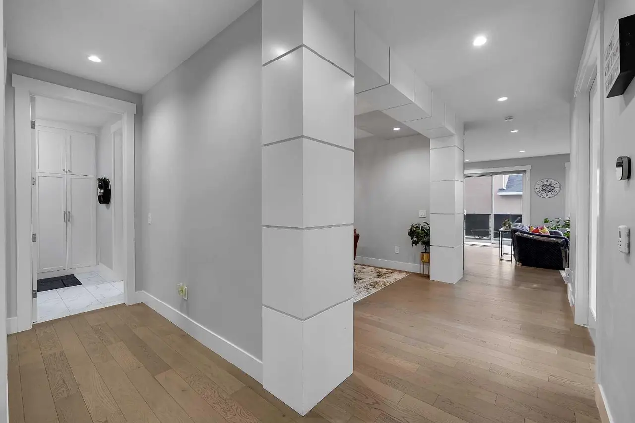 241 Aspenmere Way 