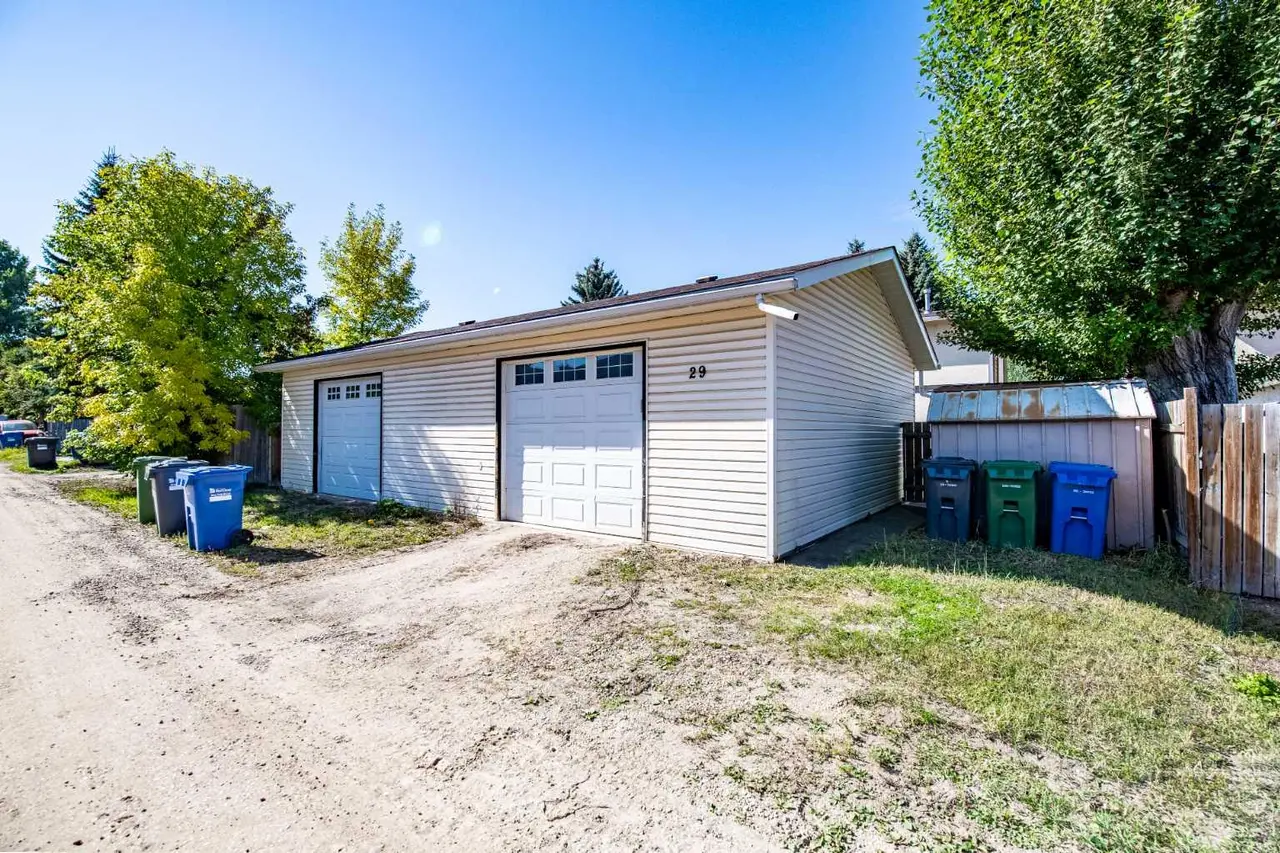 29 Abbott Close 
