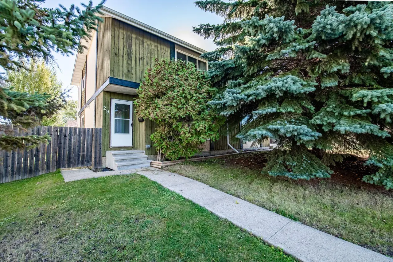 29 Abbott Close 