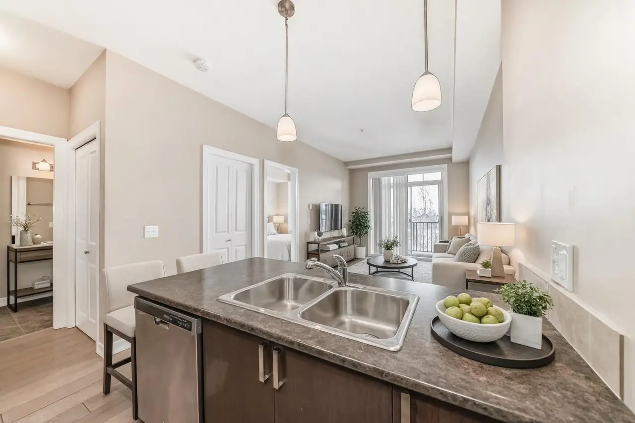311, 117 Copperpond Common SE