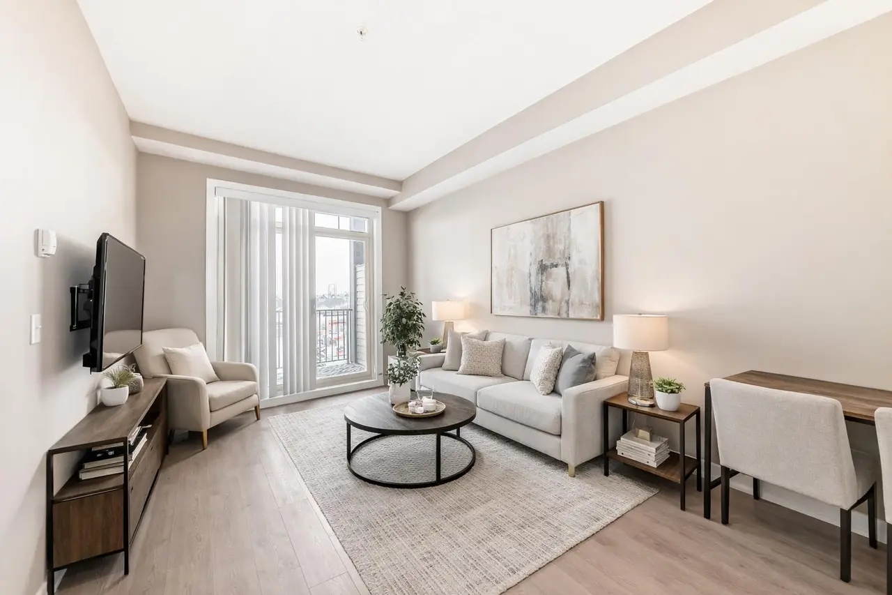 311, 117 Copperpond Common SE