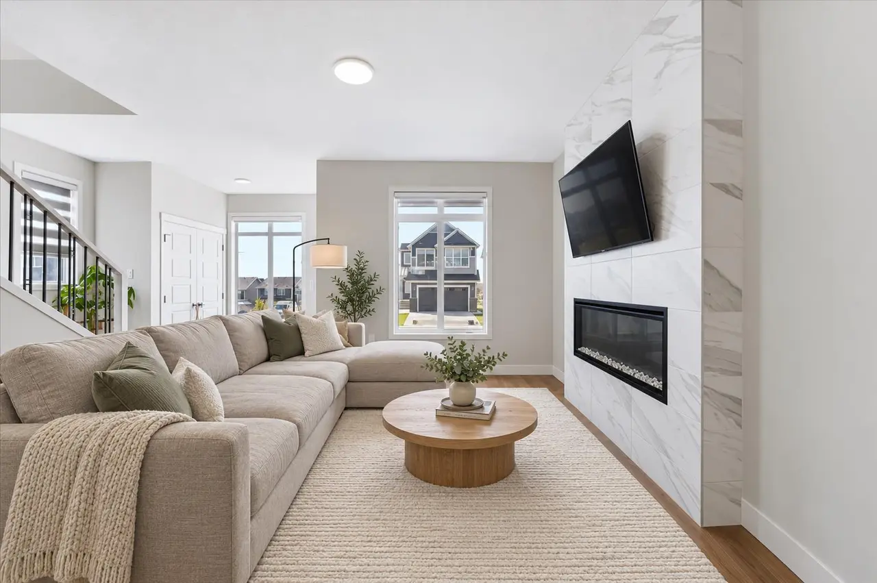 10 Lucas Close NW