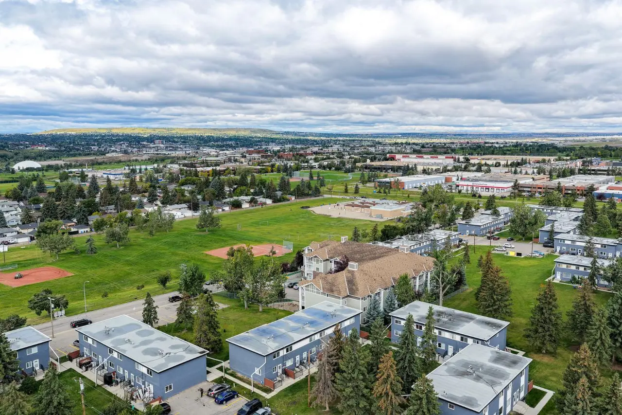 110, 2211 19 Street NE