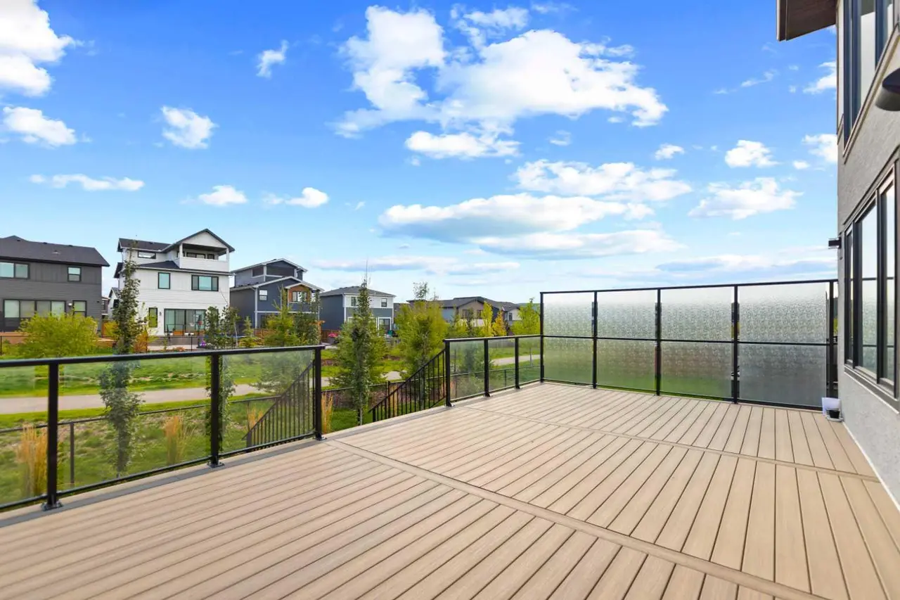 28 Royston Way NW