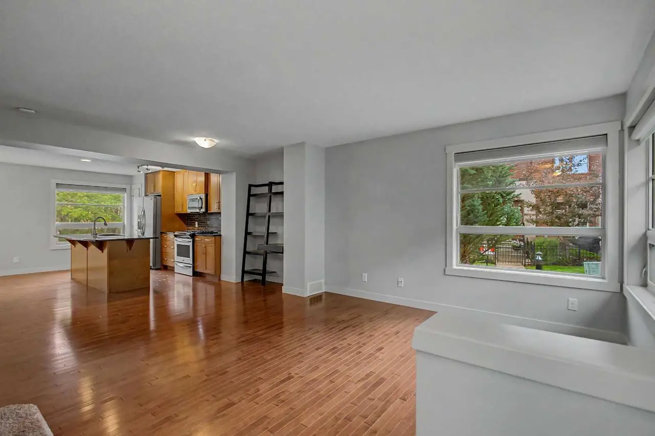41 Aspen Hills Common SW