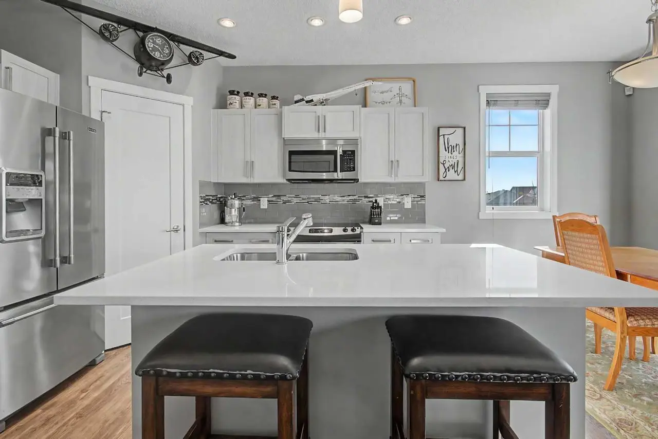 302, 428 Nolan Hill Drive NW
