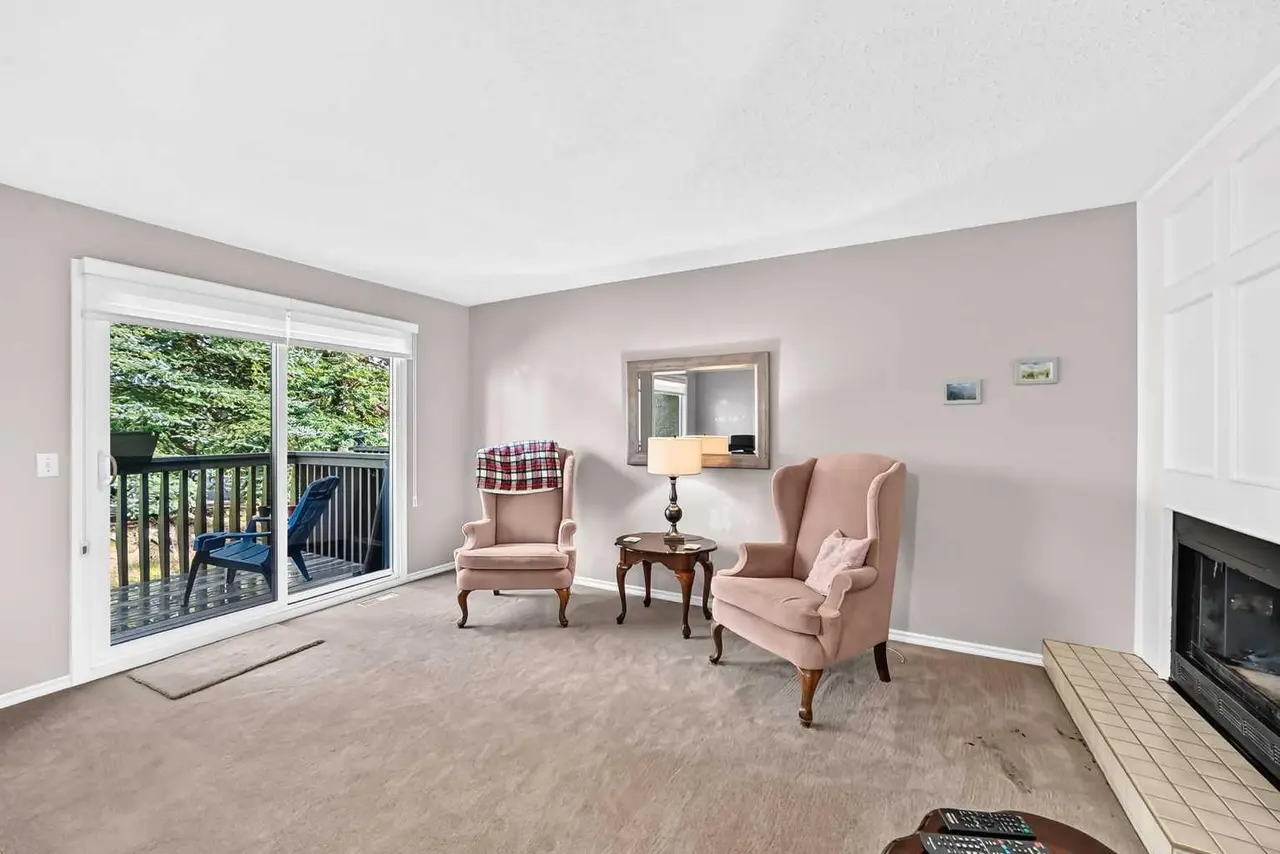 127 Storybook Terrace NW