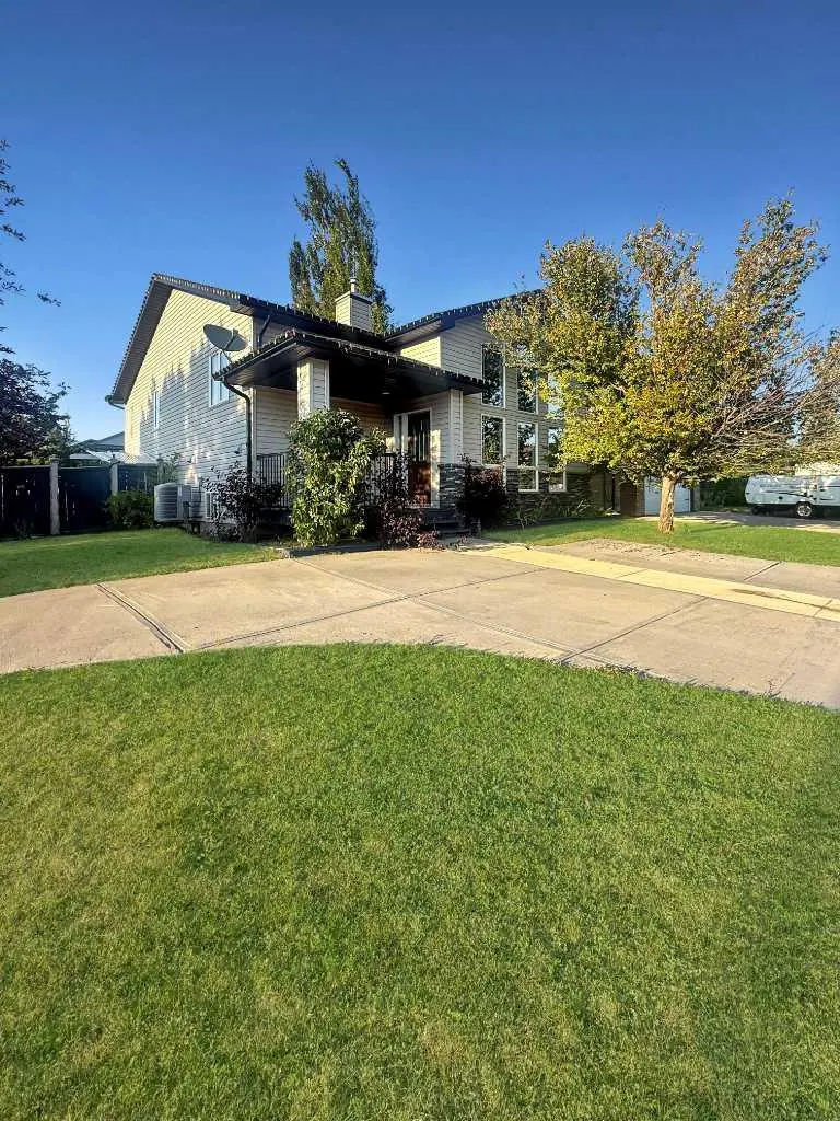 105 Riverwood Manor W