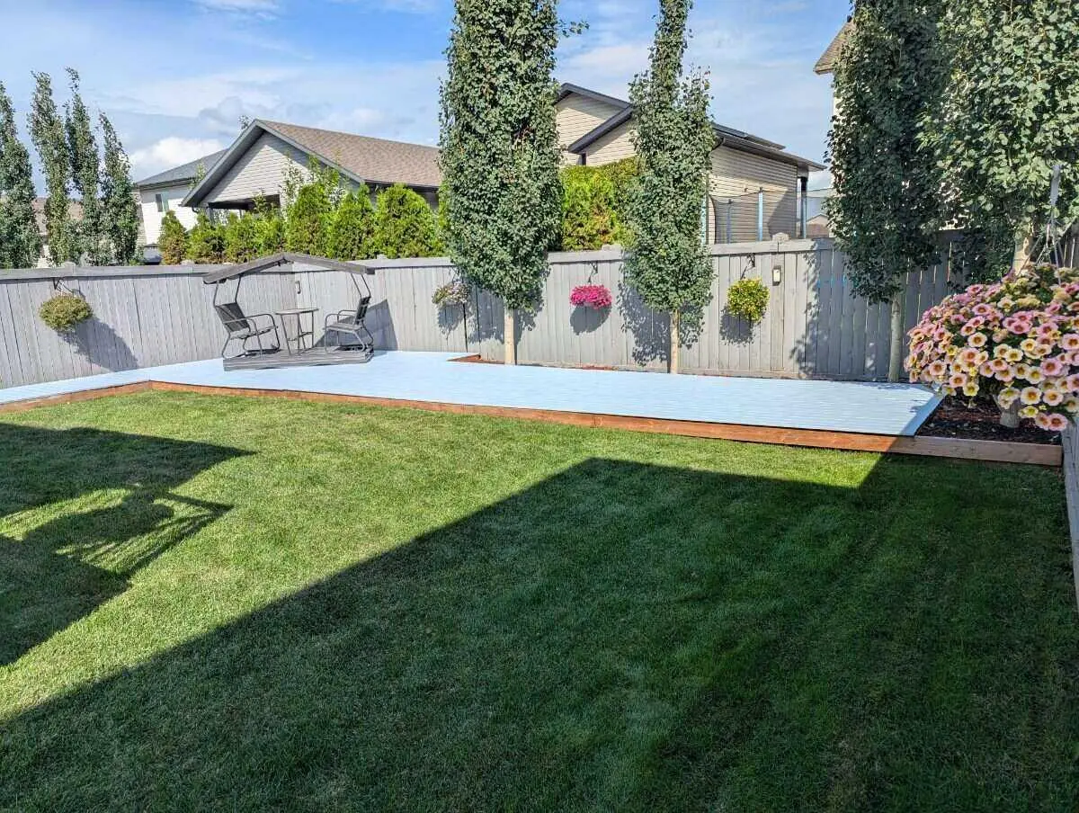 8625 Willow Drive 