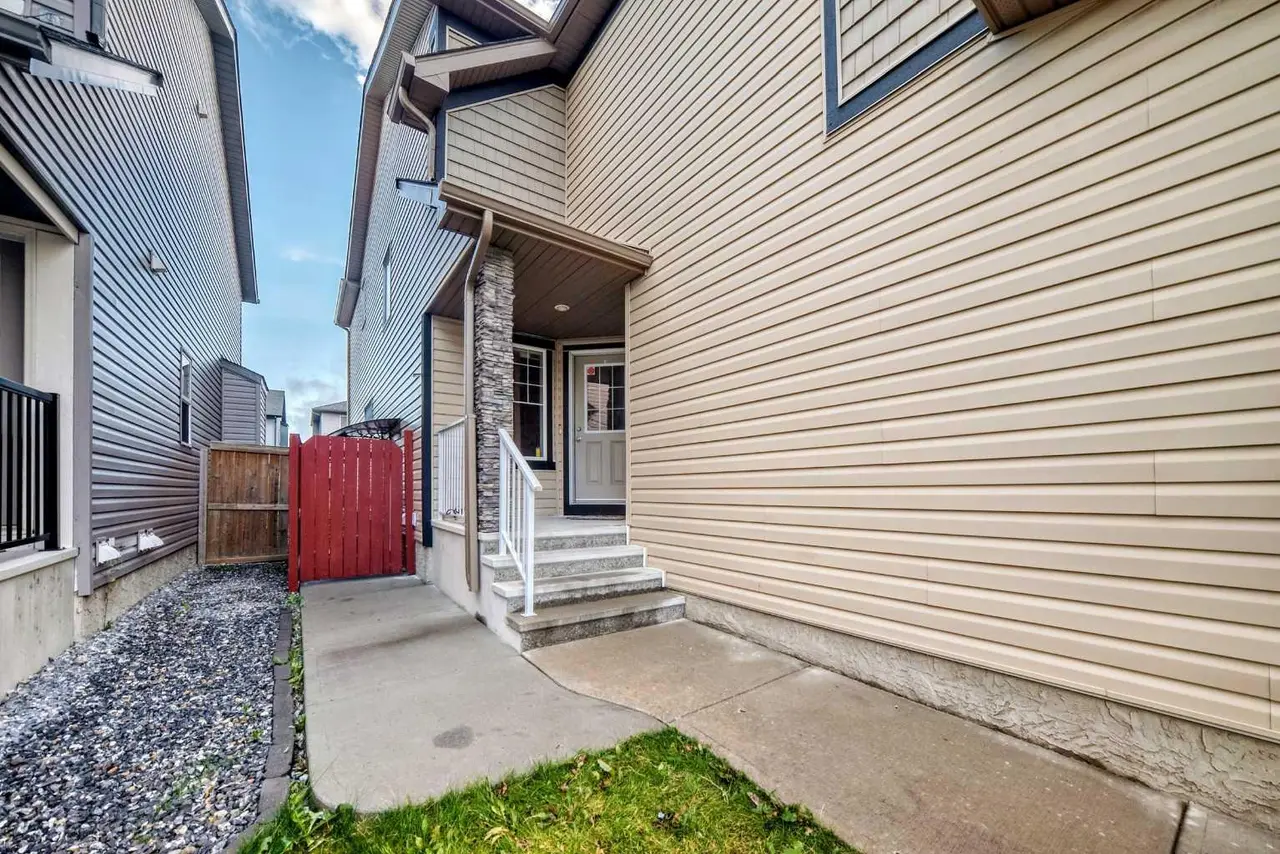 139 Skyview Shores Crescent NE