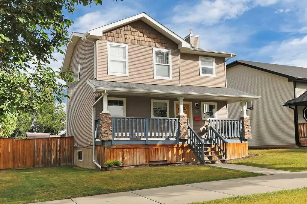 99 Inglewood Drive 