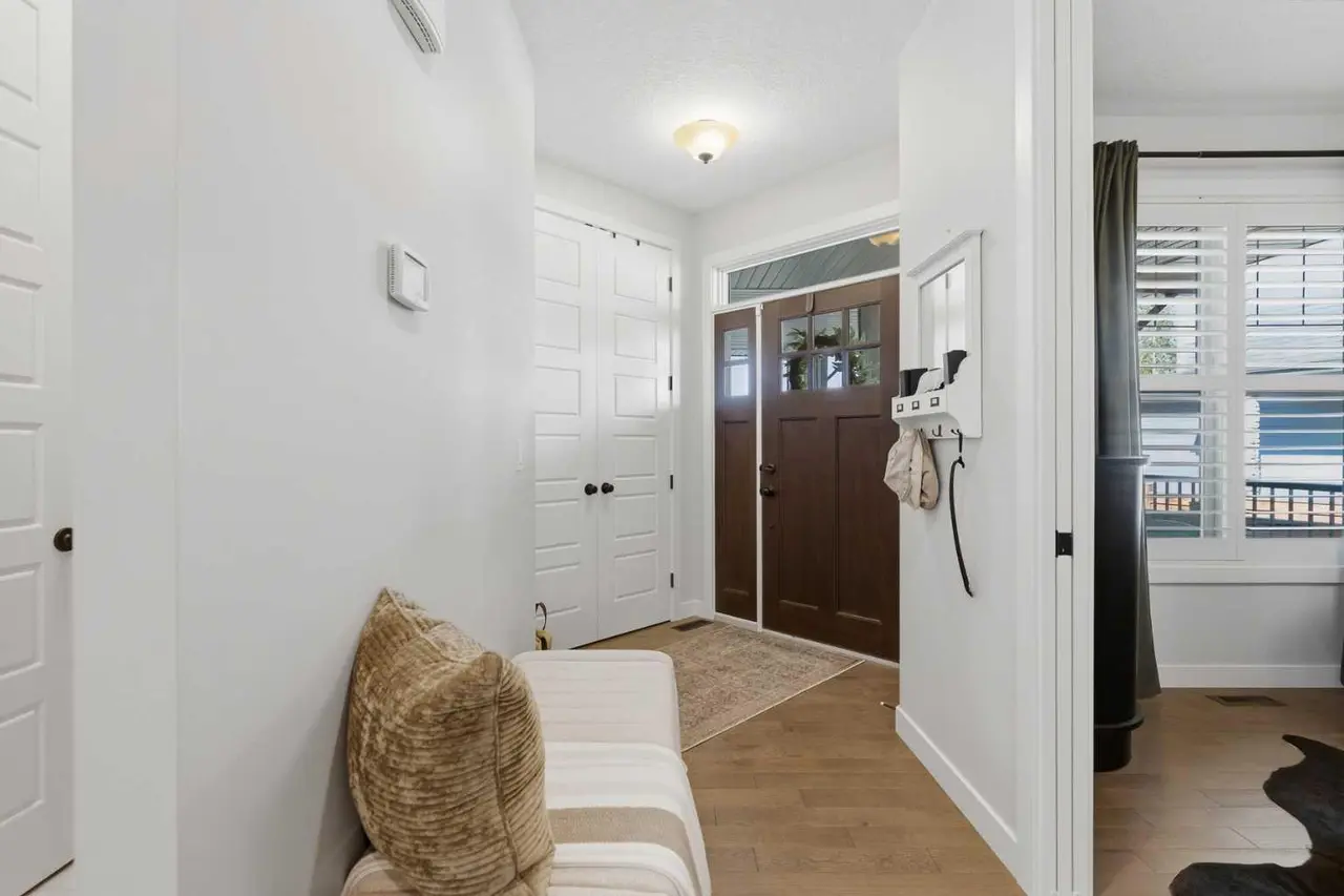 110 Cranbrook Hill SE