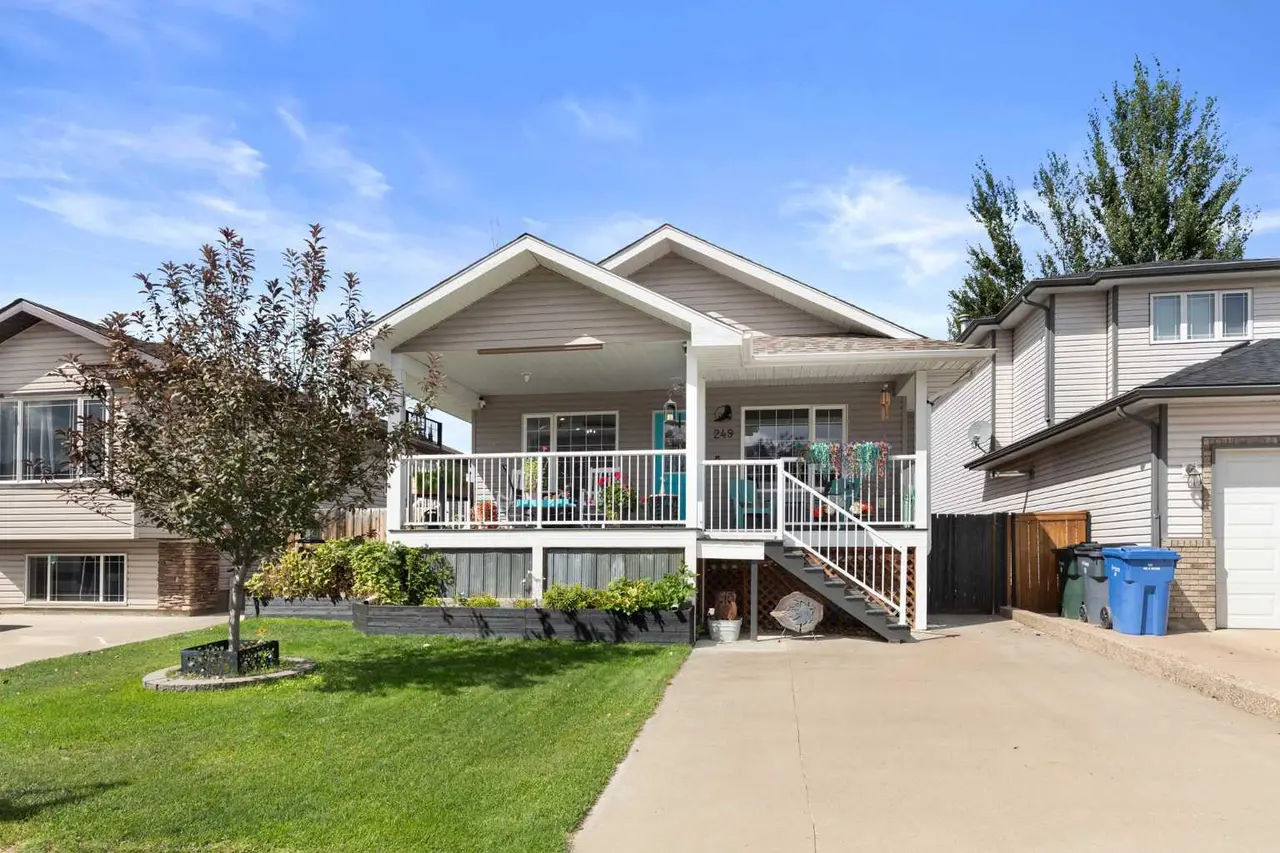 249 Somerset Way SE