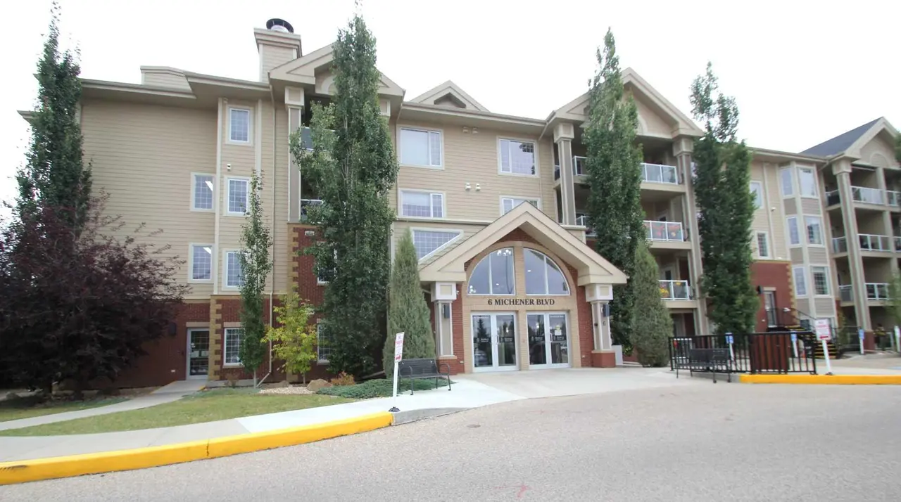 114, 6 Michener Boulevard 