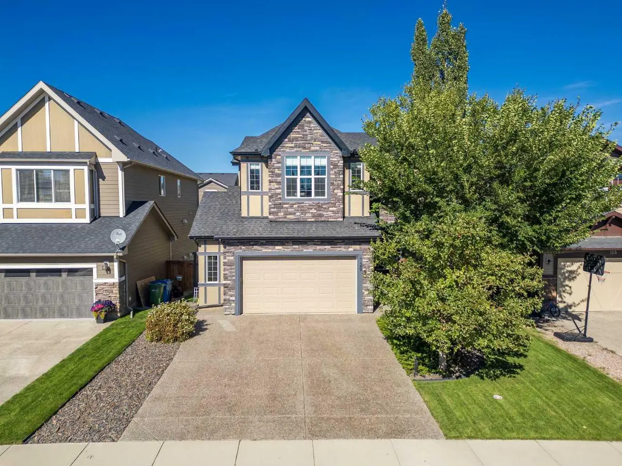 129 Aspenmere Drive 