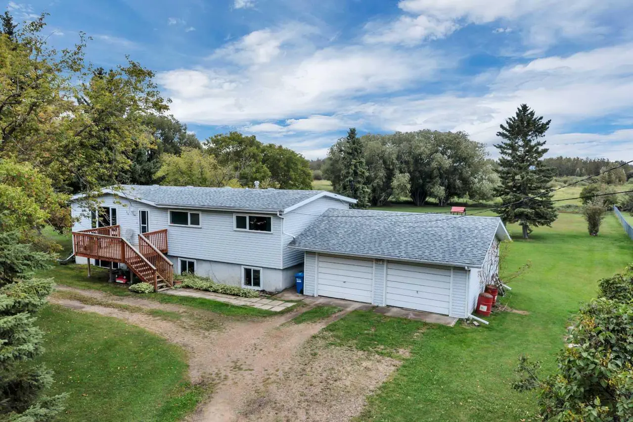 20, 27305 391 Township Road 