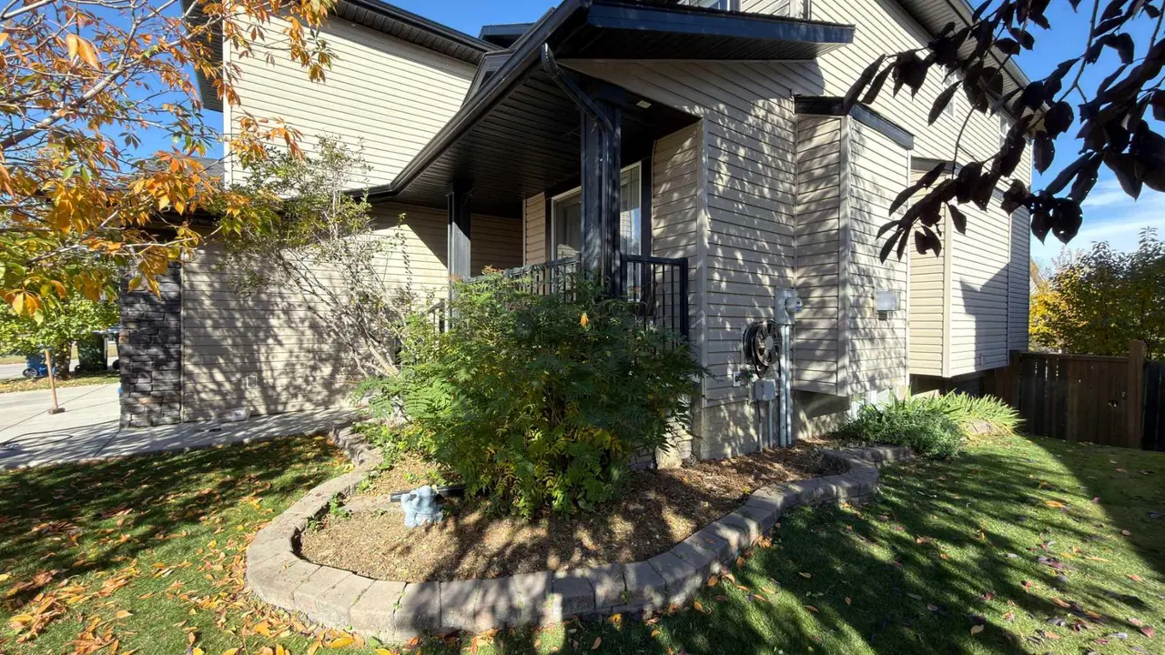 123 Hawkmere View 