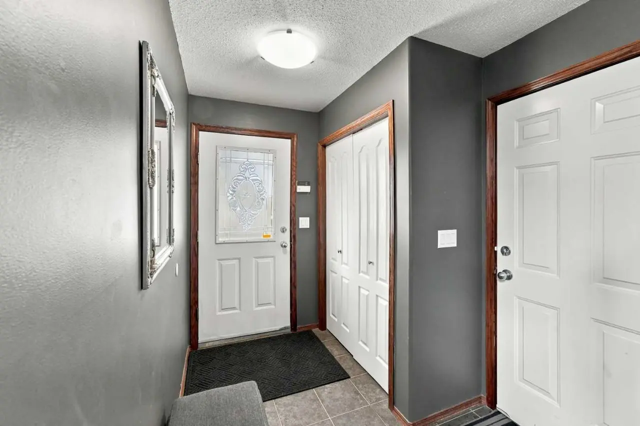 24E, 32 Daines Avenue 