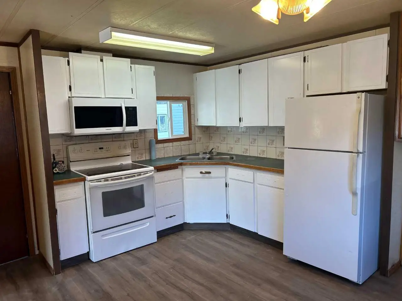77 Greenbrook Village  