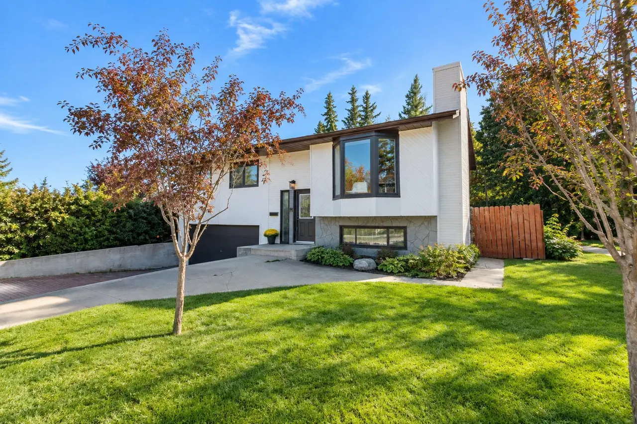 27 Gregson Crescent 