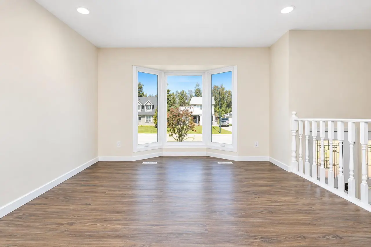 27 Gregson Crescent 