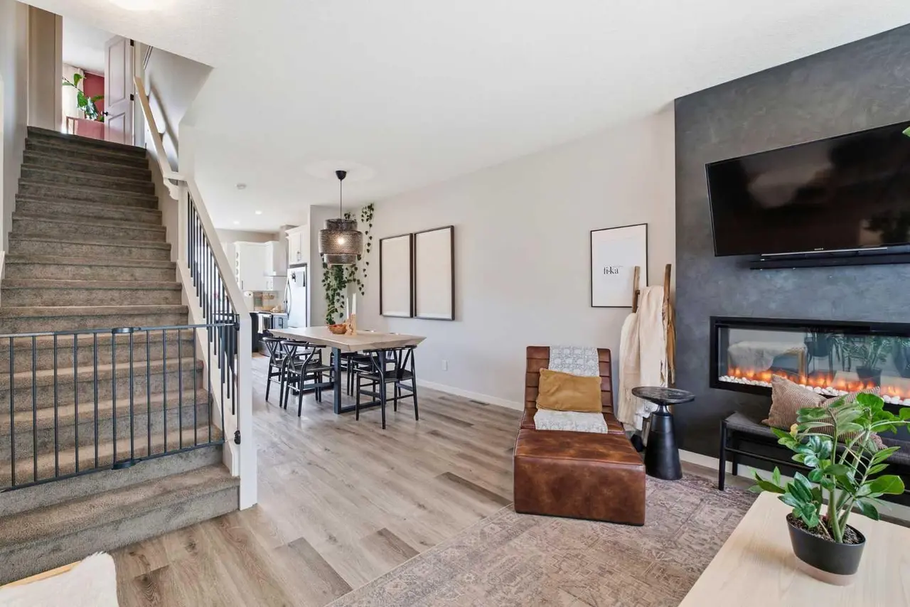 516 West Lakeview Drive 