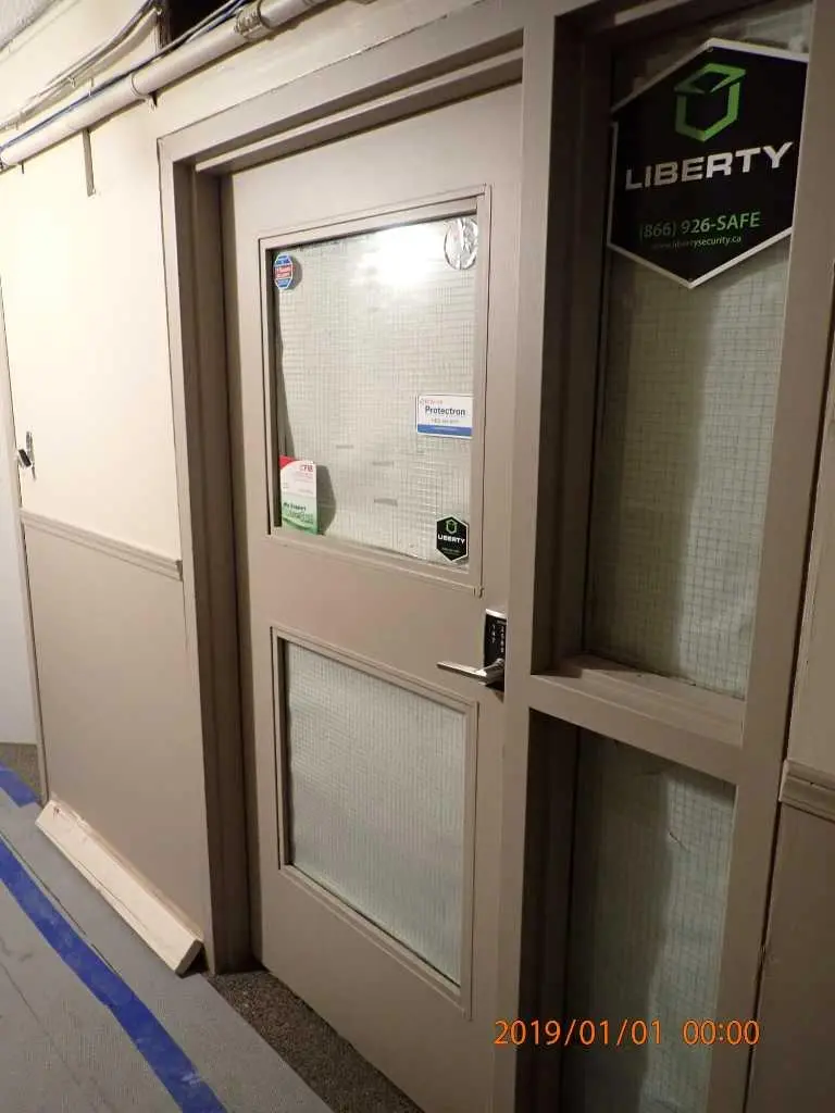 Unit 107 Basement, 4819 48 Avenue 