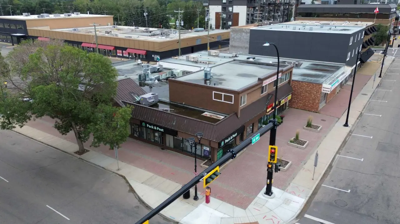 Unit 106 Basement, 4819 48 Avenue 