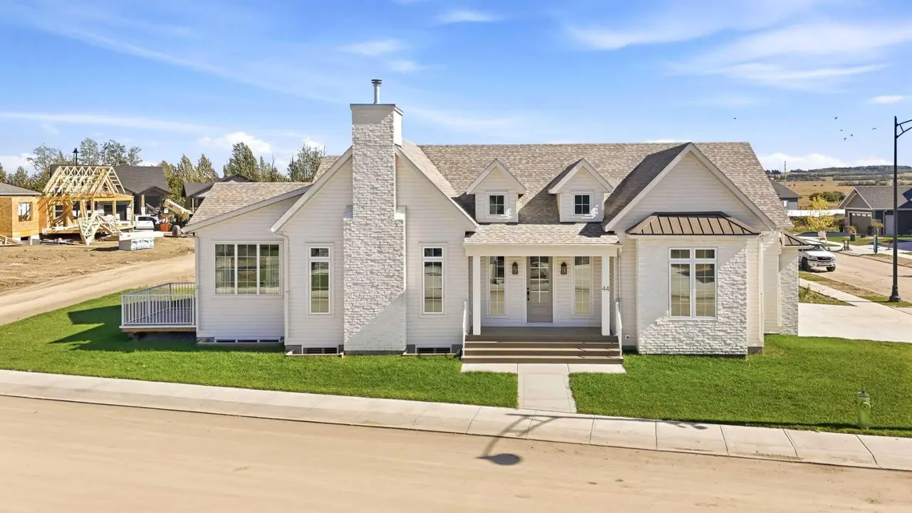 44 Everson Close 
