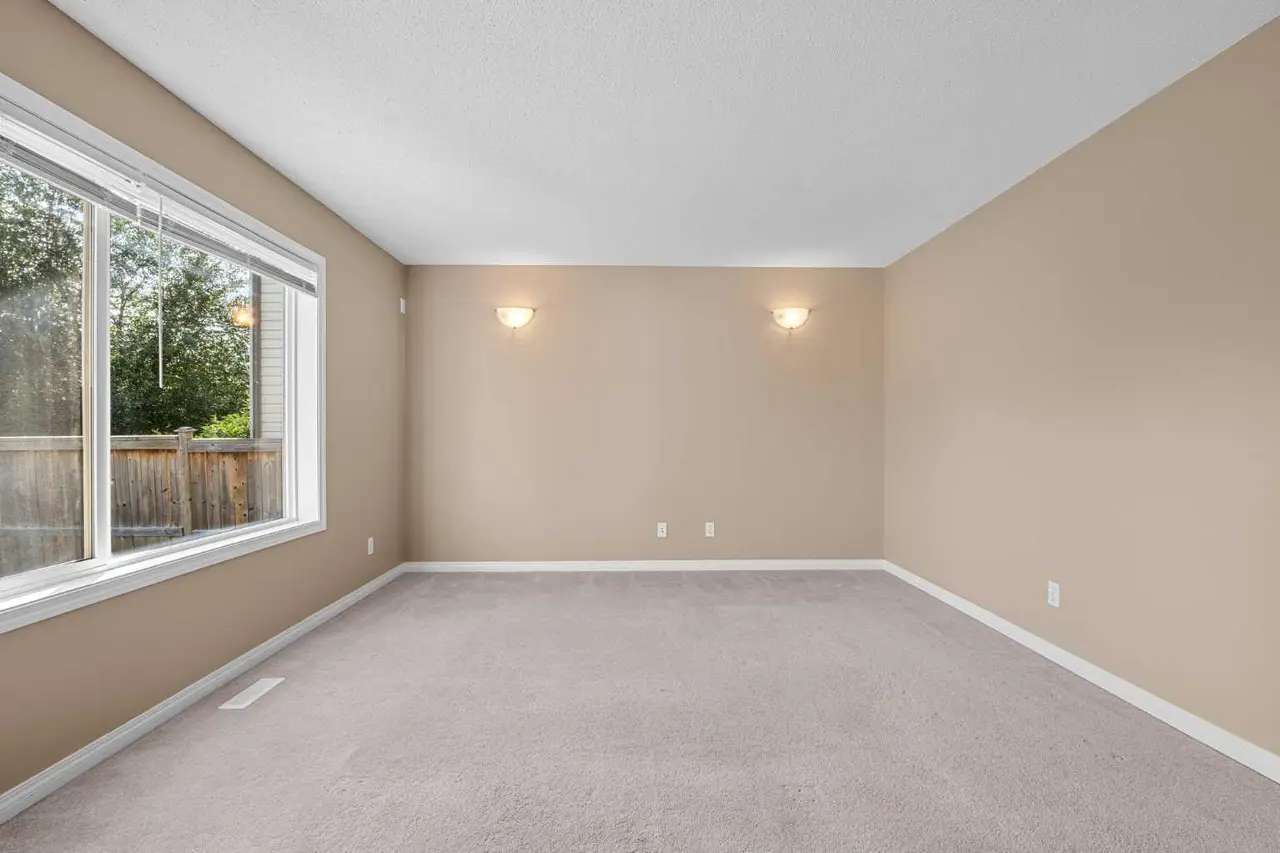 15 Cranfield Manor SE