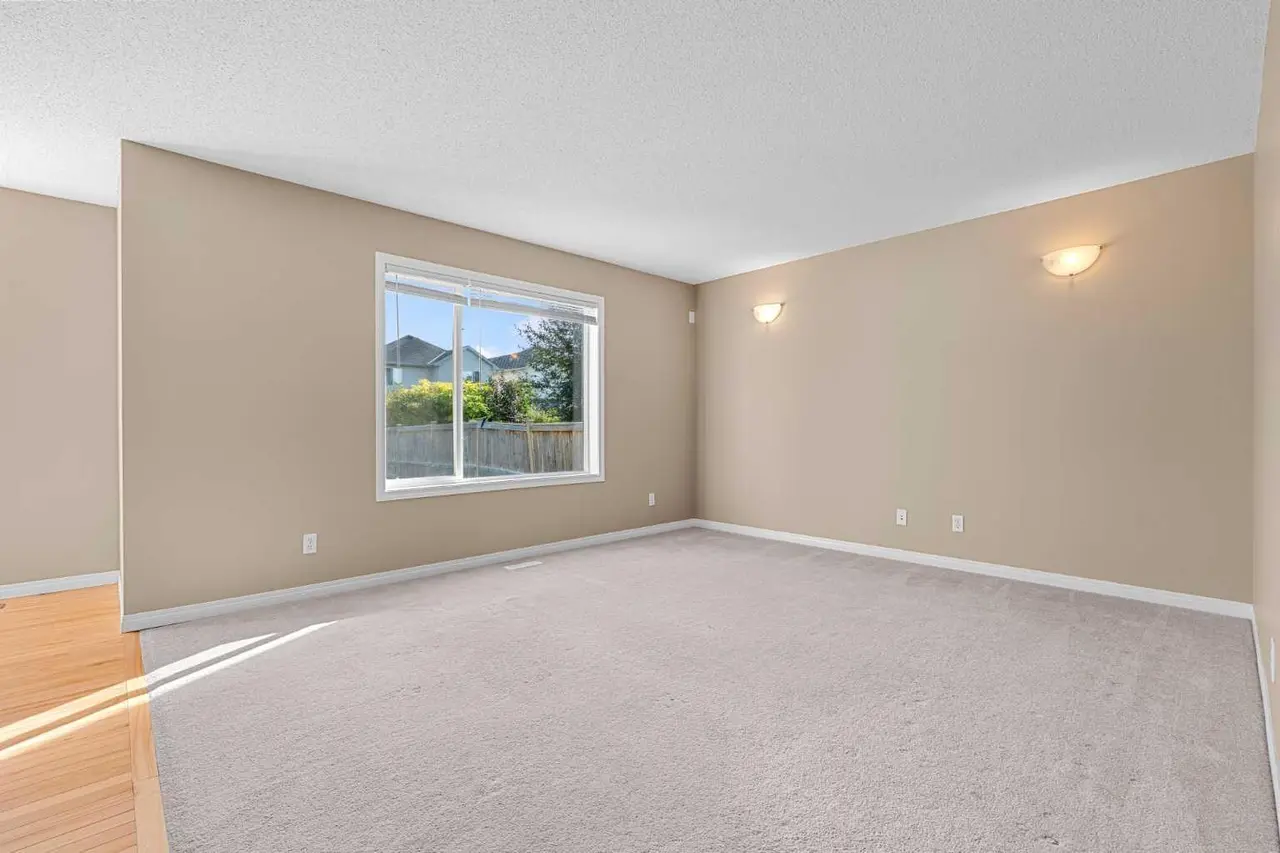15 Cranfield Manor SE