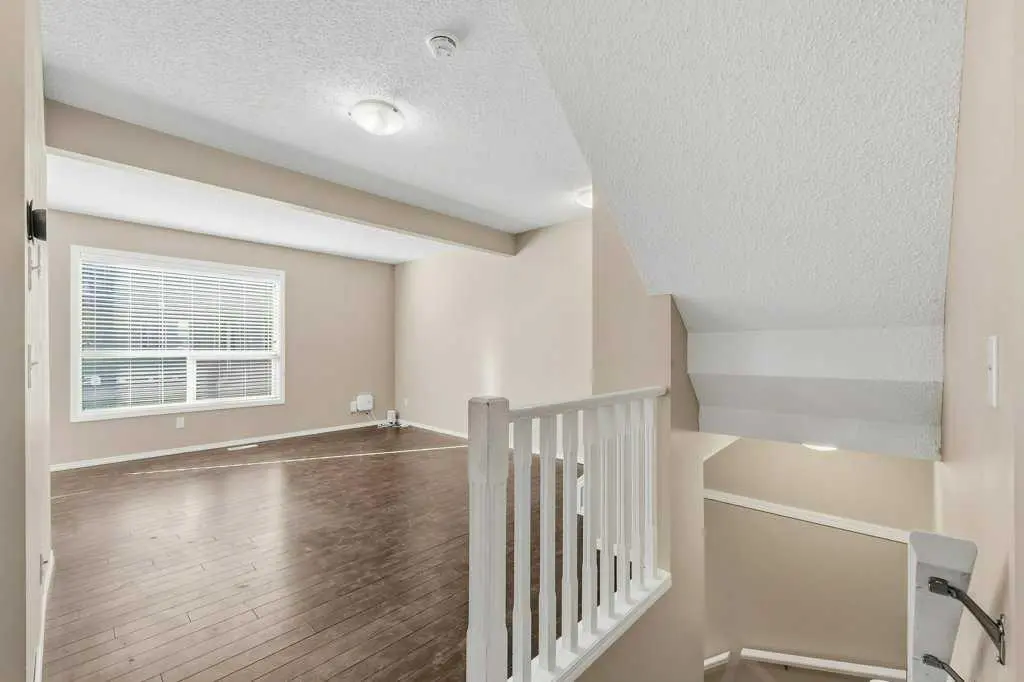 304, 140 Sagewood Boulevard SW