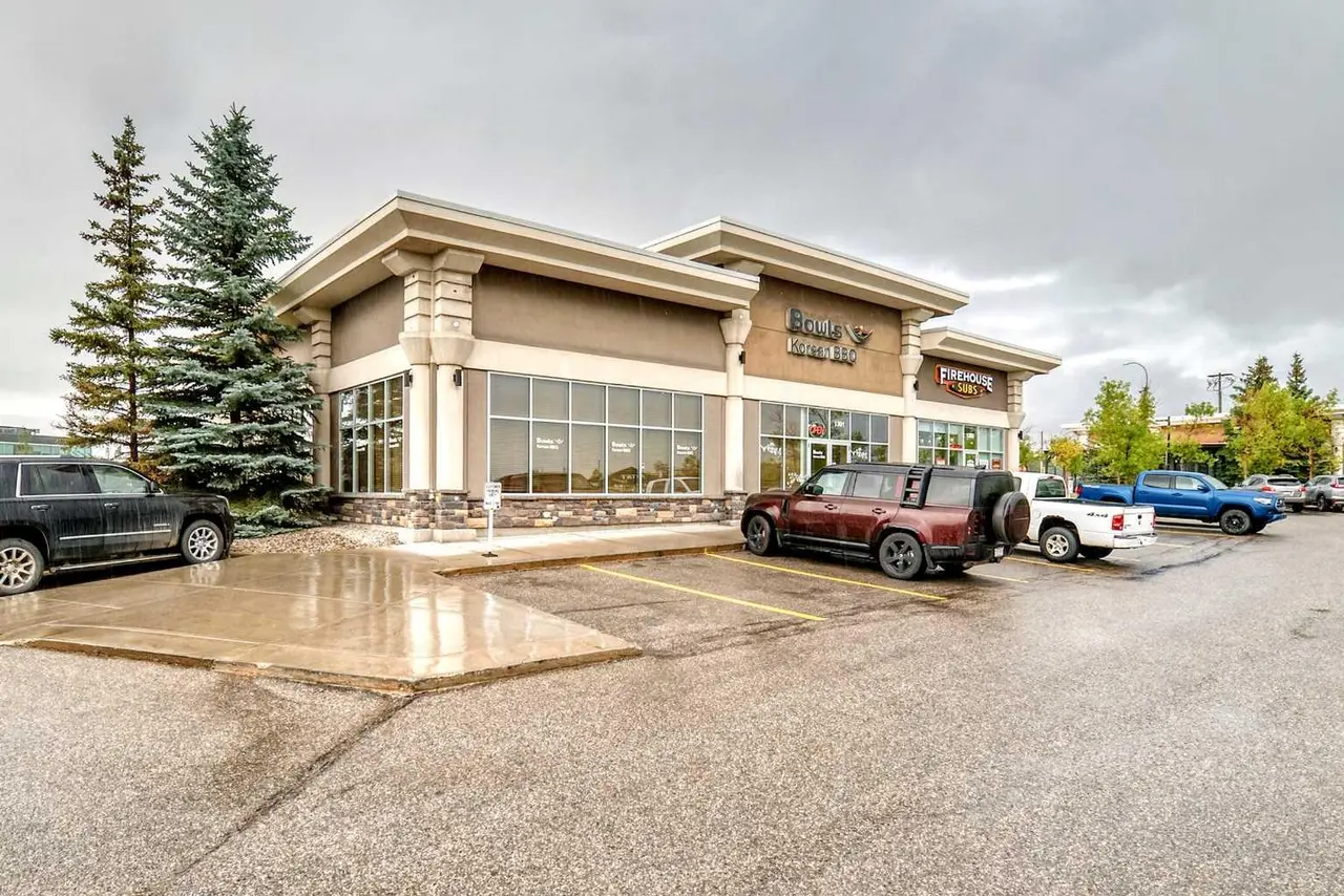 1301, 9650 Harvest Hills Boulevard NE